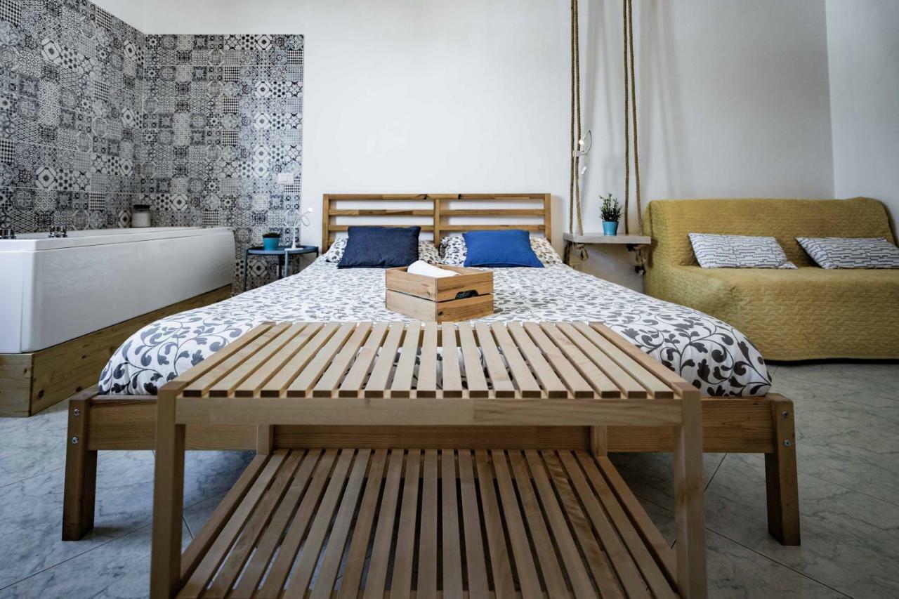 On The Beach Sea-View&Kitchen In Room Salerno Dış mekan fotoğraf
